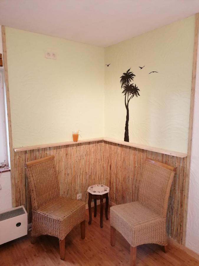 シネイ En Chapoisie Bed & Breakfast エクステリア 写真